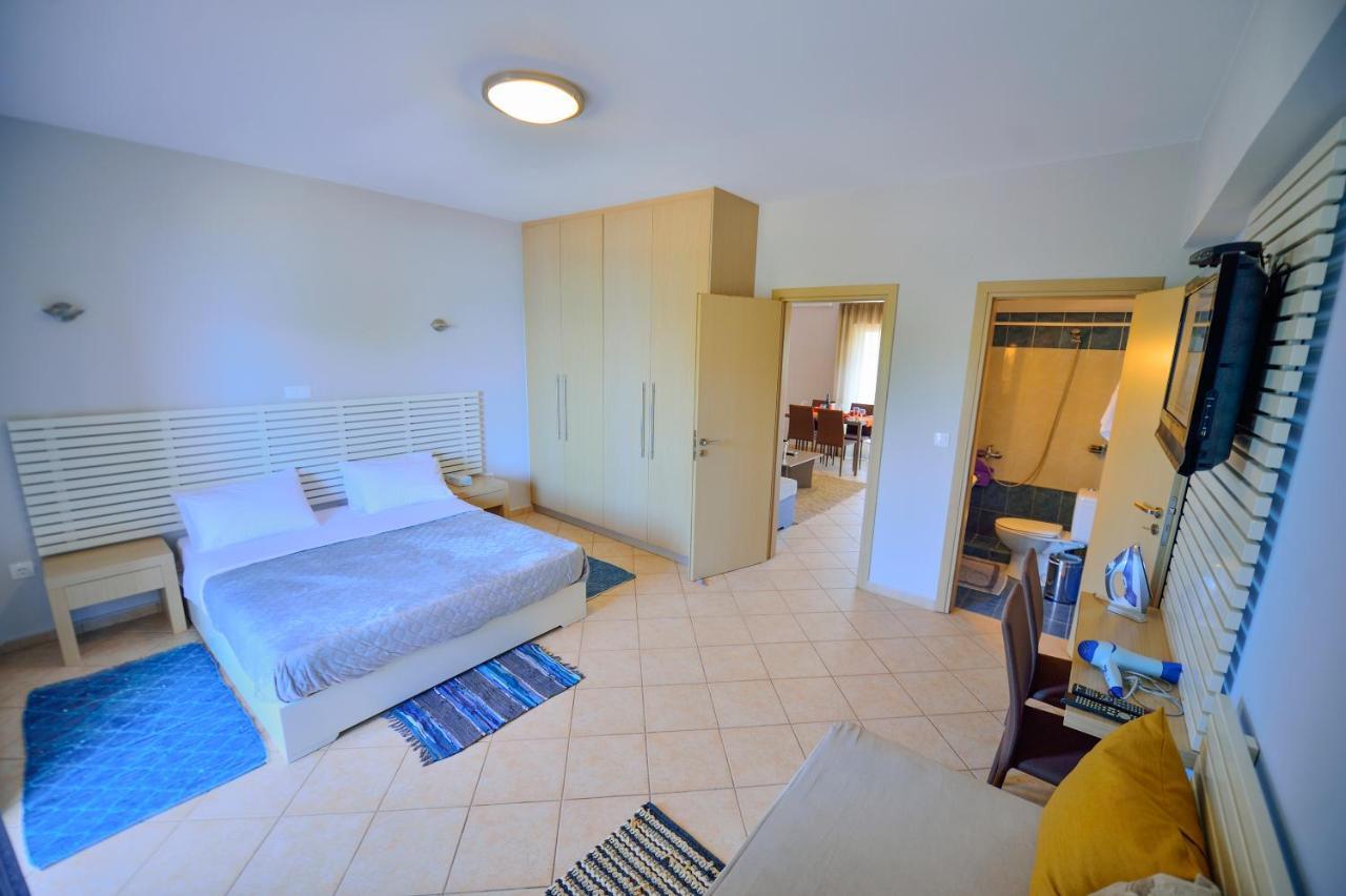 Sea Breeze Apartment Kissamos Exterior photo
